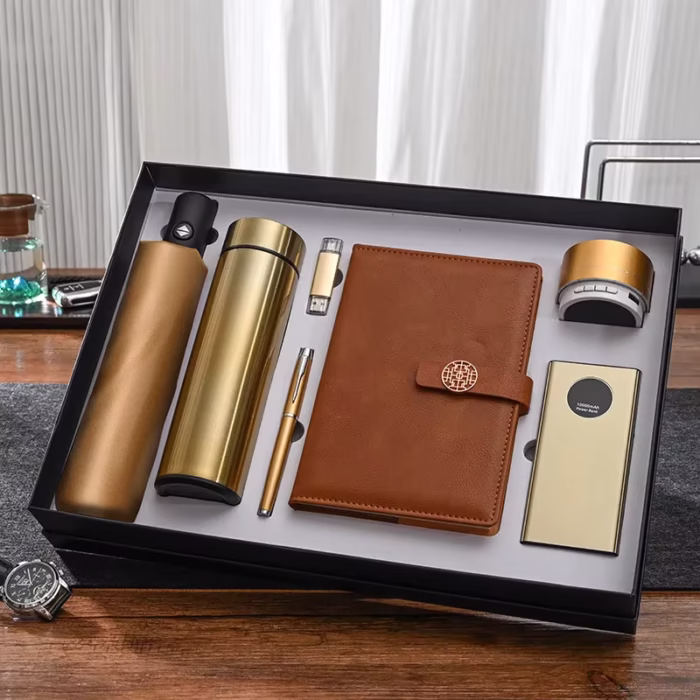 Customizable premium luxury gift set for men (Gold) - Image 1